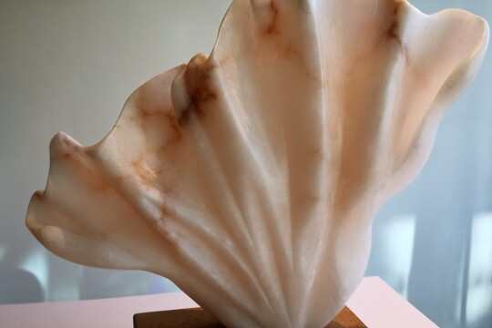 Frances Warren Coral Rose Alabaster