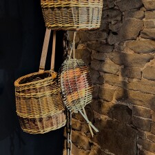 Clyde Hoare   Willow Platter and Bag