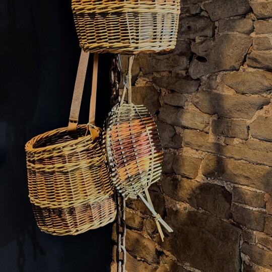 Clyde Hoare   Willow Platter and Bag