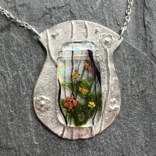 UAP435 statement pendant 'Summer Garden, 8cm high