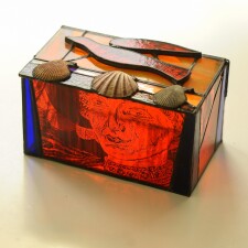 Claire Mcknight April low res 24 copy