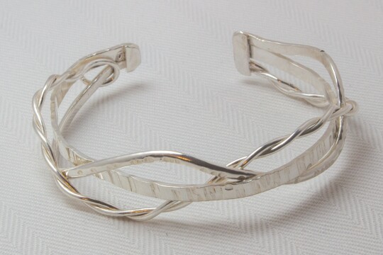 4 wire bangle