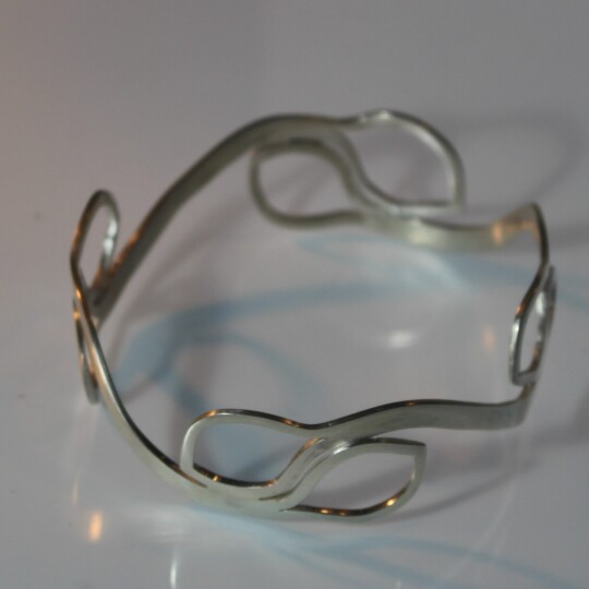 leaf bangle 2