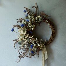 harebell and bee blue and bracken wreath