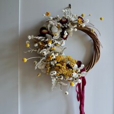 harebell and bee gold and white wreath
